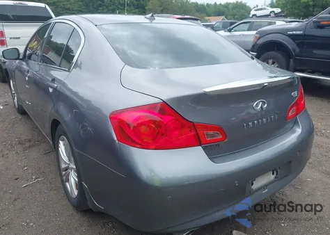 2013 Infiniti G37 Journey z USA, uszkodzony, nr VIN JN1CV6APXDM718993